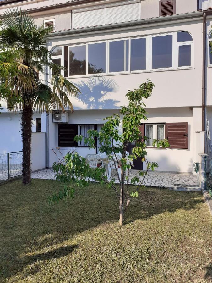 Ferienwohnung App Milka Poreč Exterior foto