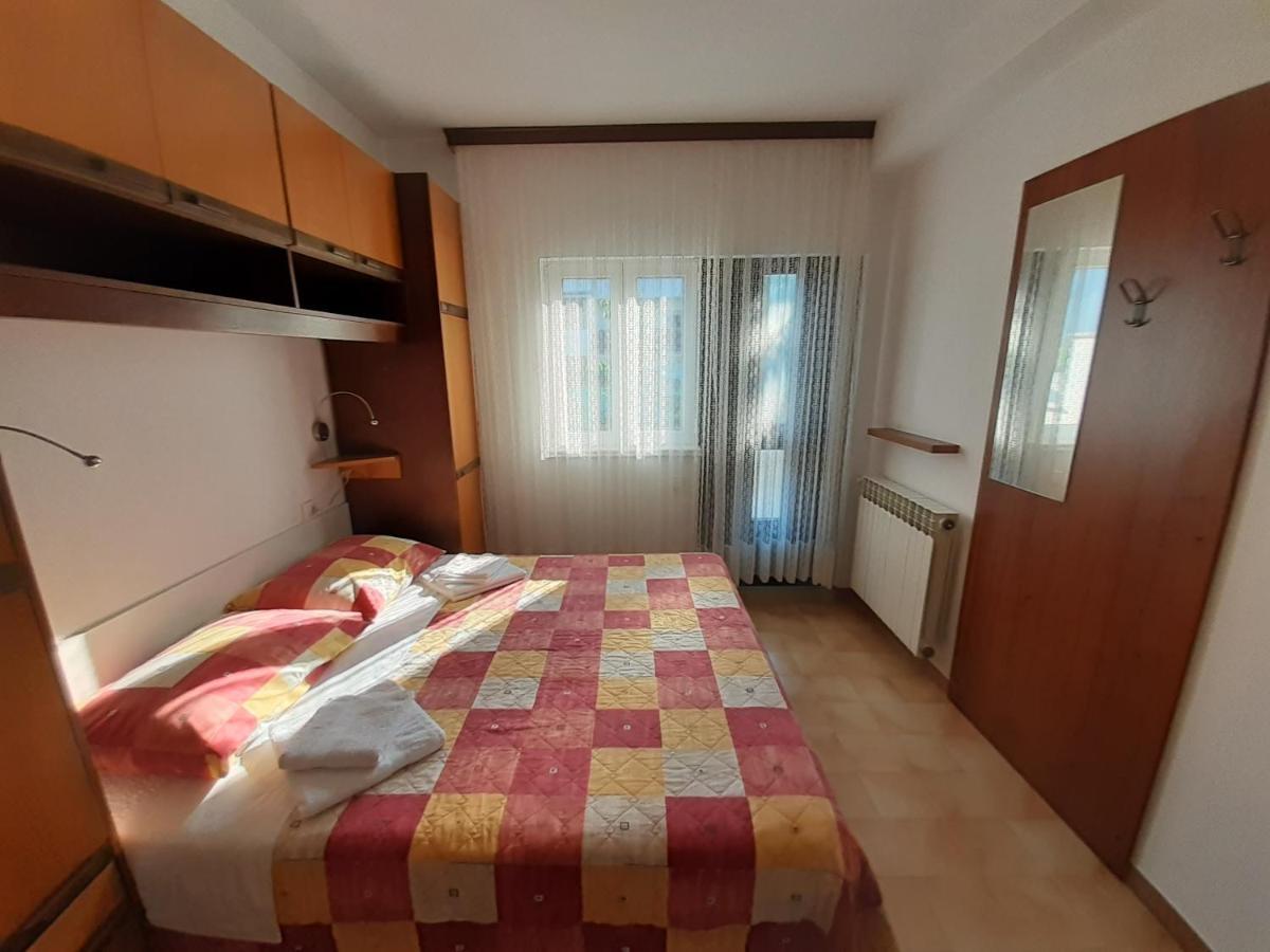 Ferienwohnung App Milka Poreč Exterior foto