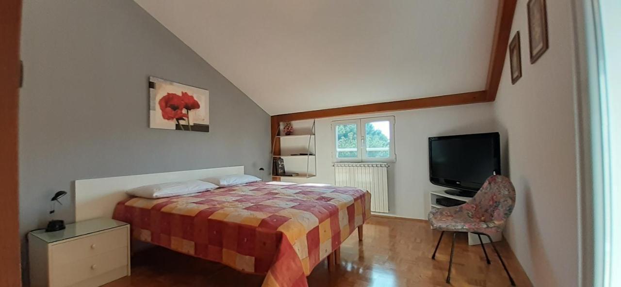 Ferienwohnung App Milka Poreč Exterior foto