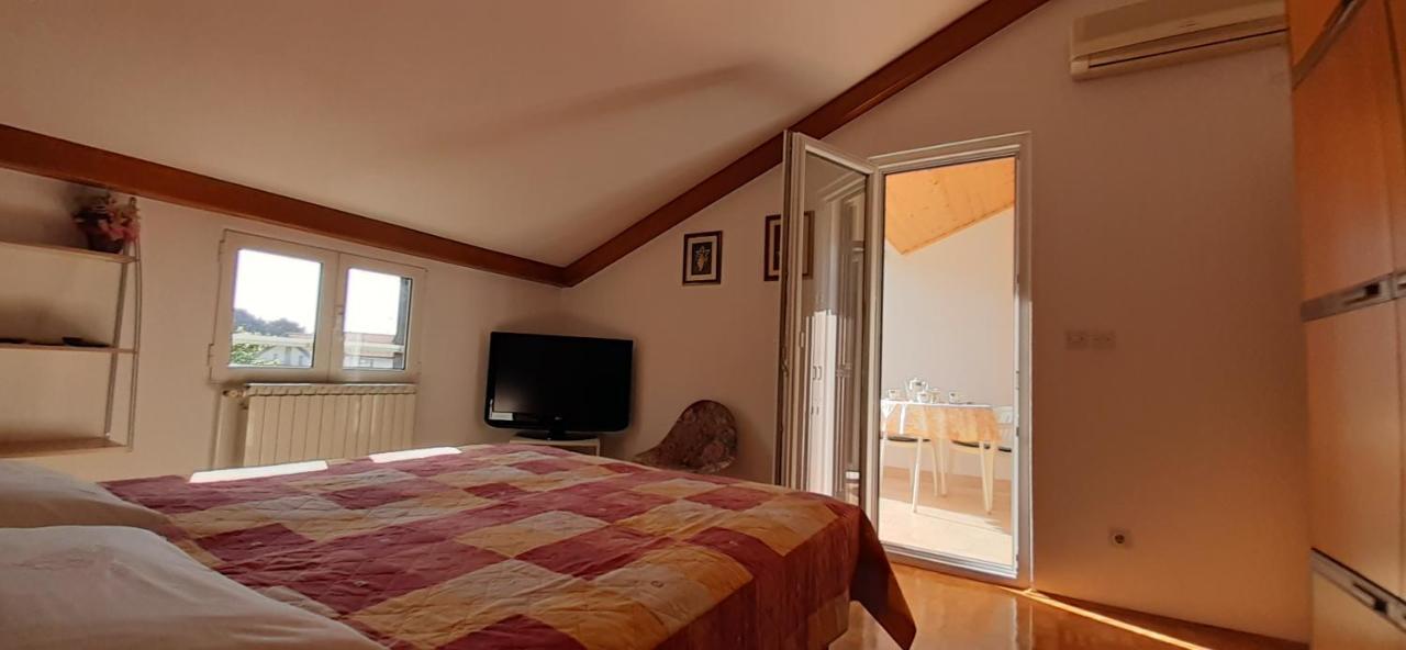 Ferienwohnung App Milka Poreč Exterior foto